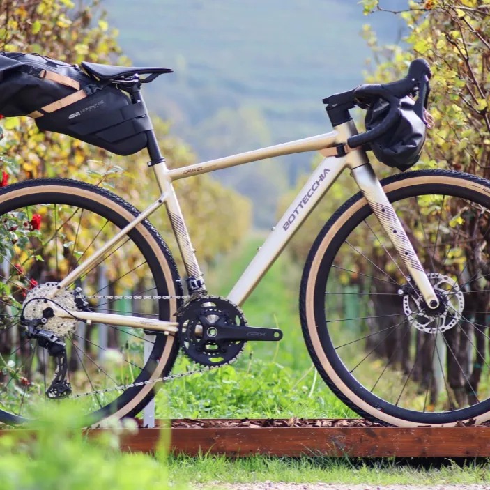 bottechia-gravel-bike-shimano-grx