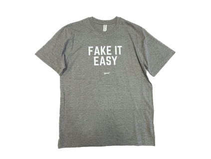 Love it or Hate it DSGN Uni-Tee No.10