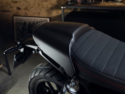 504150 25YM Honda GB350S