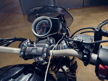 504180 25YM Honda GB350S