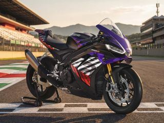 Proč si myslíme že je Aprilia RSV4 Factory to nejlepší okruhové nářadí z našeho sortimentu? 🏁 Protože tady nejde jen o...