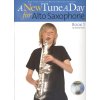 9571 a new tune a day book 1 cd skola hry na altovy saxofon