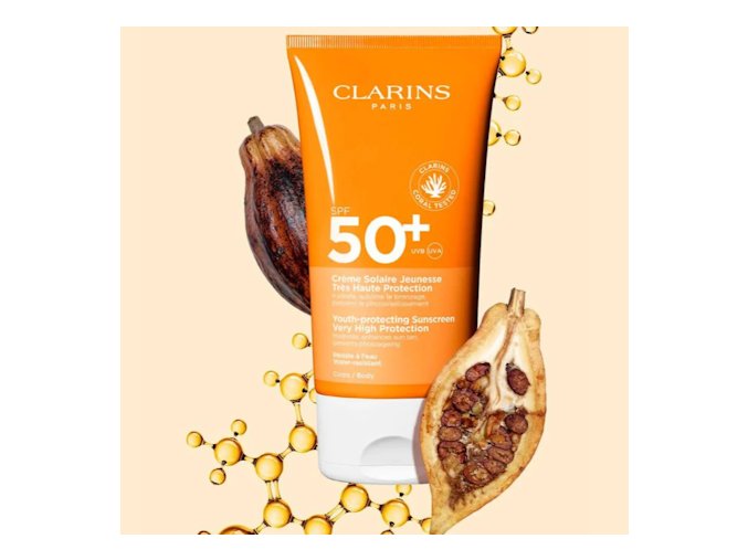 SPF50 Youth-protecting Sunscreen Very Hight Protection+ 150ml