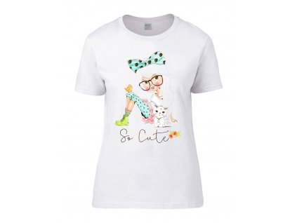 T-shirt Girl with a kitten