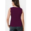tricko bez rukavov zozadu zena plum