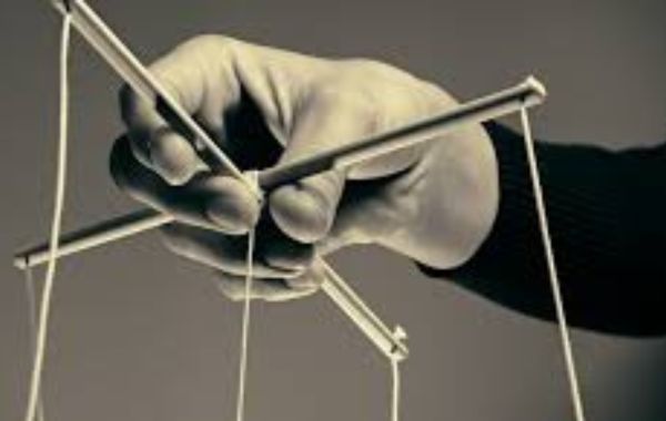 Jak poznat toxický vztah s narcistou?