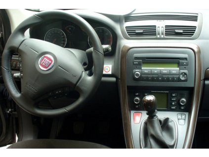 FIAT Croma 194 6 2005 2 2010 interier 6