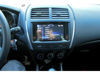 Mitsubishi ASX s instalovanym adapterem 3