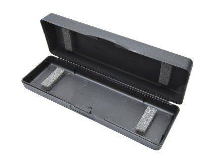 Poudro na panel autorádia