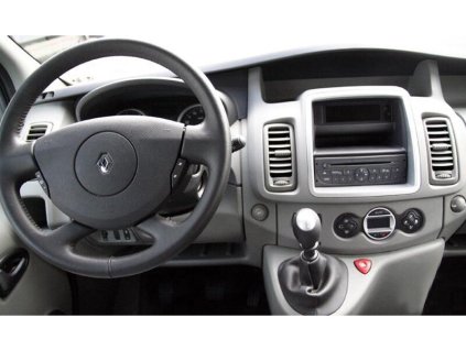 Renault Trafic 2012 interier 3