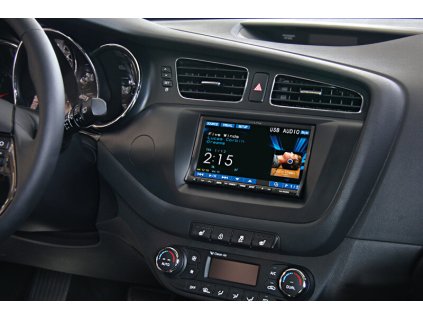 Ramecek 2DIN autoradia Kia Ceed III 12 v interieru automobilu 7