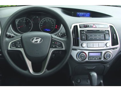 Hyundai i20 2012 interier 7