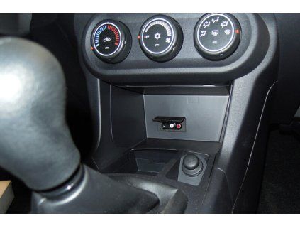 Adaptér pro AUX konektor Mitsubishi