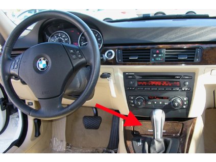 Prihradka pro umisteni tlacitek BMW 3 E90 umisteni v automobilu 3