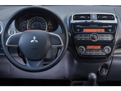 Mitsubishi Space Star A00 2 13 interier 7