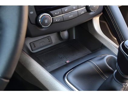 Inbay Qi nabijecka Renault Kadjar interier 5