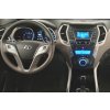 Hyundai Santa Fe III interier s autoradiem 3