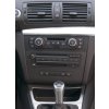 Redukce pro 9" autorádio BMW 1 (2007-2013) s automatickou klimatizací