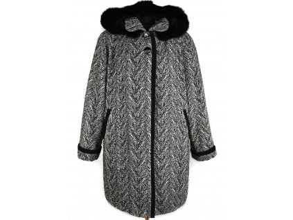 Vlněný (80%) dámský černobílý kabát s kapucí s pravým kožíškem AVA Styl (vlna, kašmír) XXXL