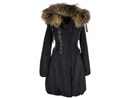 Dámský černý prošívaný kabát s kapucí s pravou kožešinou Moda Marlene S