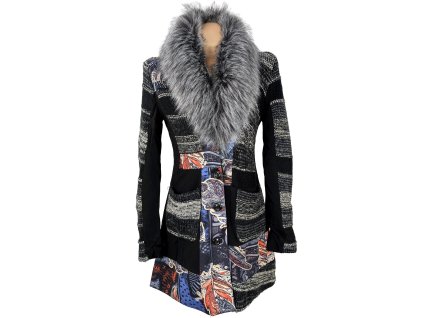 Extravagantní dámský kabát s kožešinou C'fait Pour Vous Paris S/M