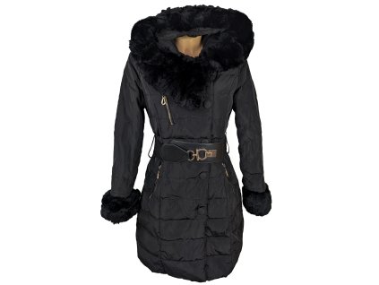Dámský černý prošívaný kabát s páskem a pravou kožešinou  S