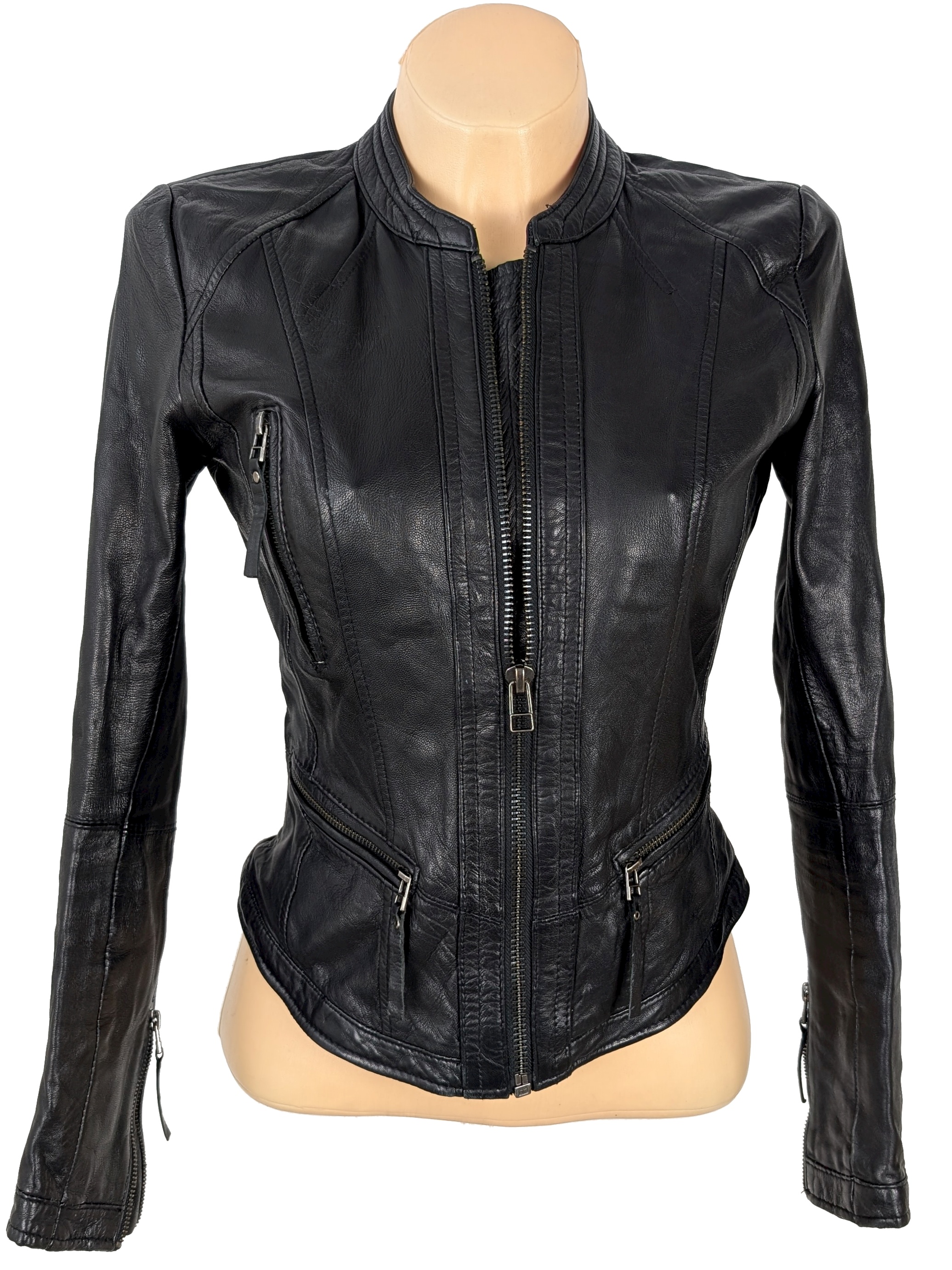 Levně KOŽENÁ dámská černá bunda na zip Bershka M