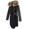 Vlněný (70%) dámský černý extravagantní kabát s kapucí s pravou kožešinou Moda Marlene (vlna, kašmír) 44 - 46
