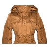 PÉŘOVÝ dámský karamelový prošívaný kabát s páskem a kapucí EDC S 3