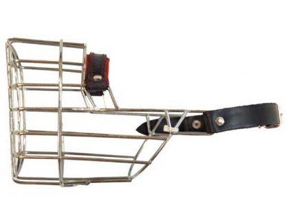 Zinc/leather muzzle cocker spaniel, fox terrier, welsh springer spaniel - female