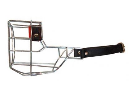 Zinc/leather muzzle for medium schnauzer - female