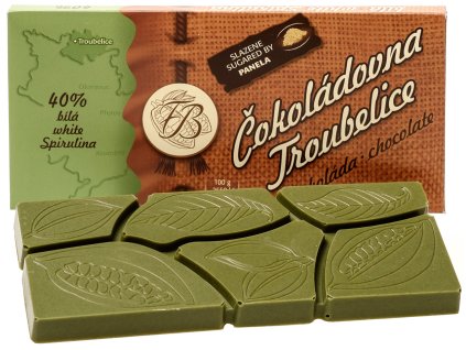 White chocolate 40% with spirulina 45 g CHOKOLÁDOVNA TROUBELICE