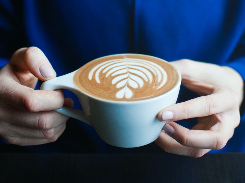 Placatý bílý, aneb co je to FLAT WHITE?