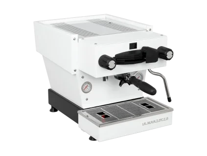 Linea Mini Bianca front 3 4 (1)