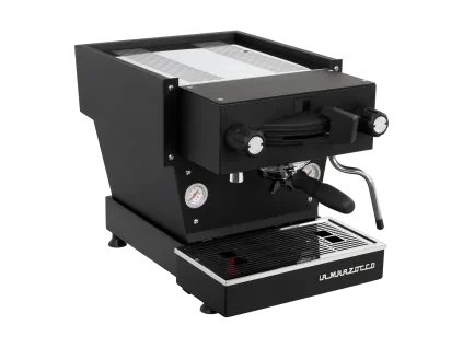 Linea Mini Nera mat front 3 4 (1)