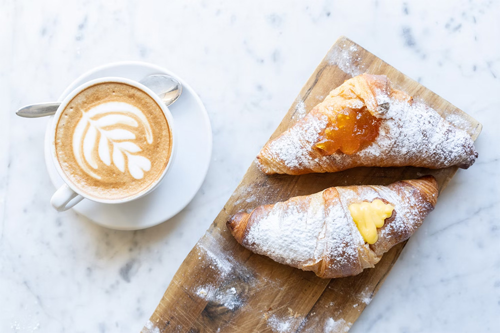 latte-pecivo
