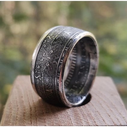 STŘÍBRNÝ PRSTEN "AZTÉCKÝ KALENDÁŘ" ELEGANTNÍ - zakázková výroba, unikátní elegantní prsten na míru, stříbrný prsten z investiční mince, prsten pro ženy a muže, úprava velikosti prstenu.
