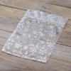 SOO44 sacek organza stribrne vlocky 22x30 prazdny
