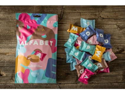 Cokoladalyra.cz|Alfabet čokoládové košíčky s náplní
