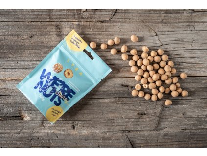 LYRA WE'RE NUTS Piemontské lískové ořechy v čokoládě se slaným karamelem