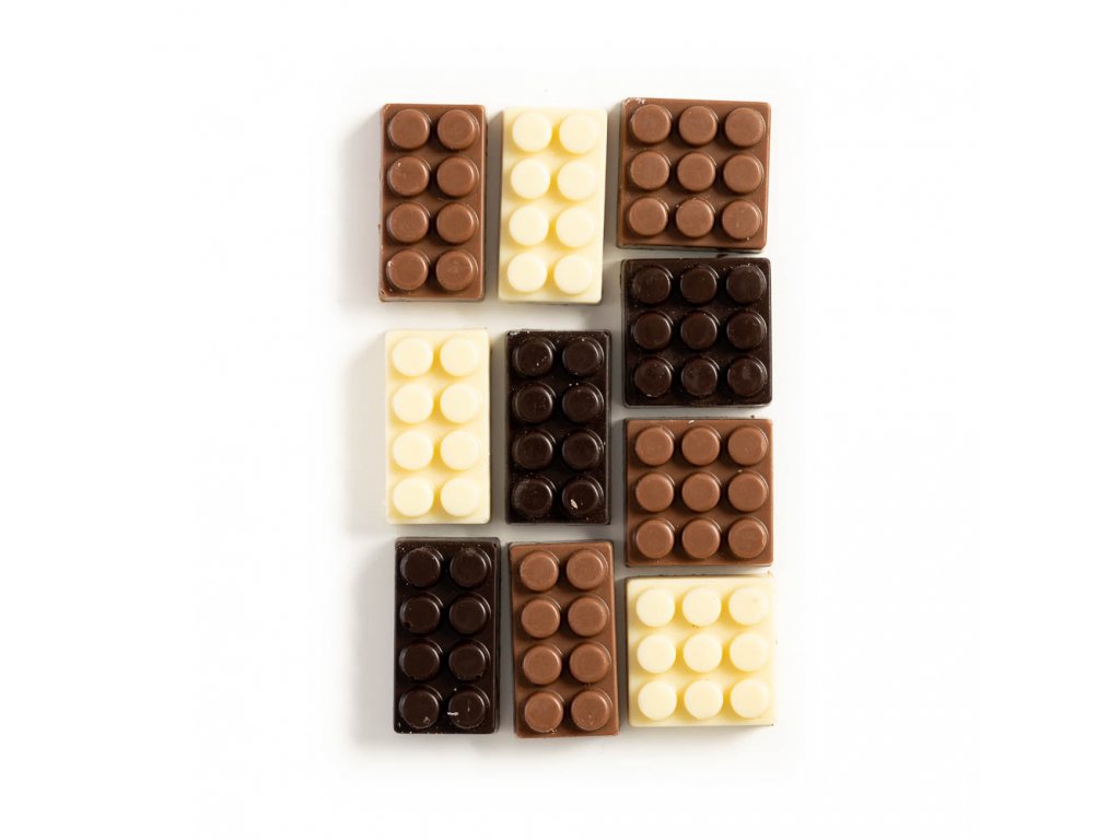 cokoladove kosticky tmava mlecna bila cokolada hrave pro male i velke darek obdarovani pro deti cokoladovna janek