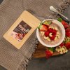 veganska bezlepkova ryzova kase s lyofilizovanym ovocem a orisky kesu mandle radost poteseni snidane energie cokoladovna janek