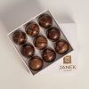 Krabička bean to bar pralinek 9ks - Mix oříšků