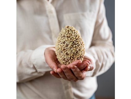 Mliečne vajce plnené kokosom obalené v mandli