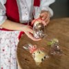 velikonocni figurka kuratko mlecna a bila cokolada darek obdarovani pomlazka poteseni velikonocni dar cokoladovna janek