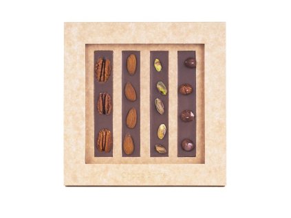 128 1 520 mlecna cokolada s pistaciemi liskovymi orisky mandlemi a pekany