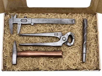 Chocolate tools - set of tools with large pliers No. 4 (chocolate 58%)
