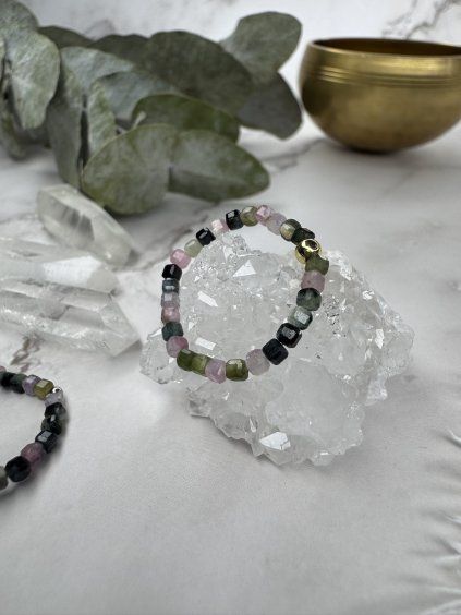 Prsten z minerálů TURMALÍN 2