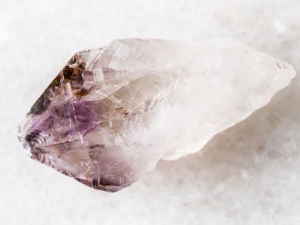 Náhrdelník z minerálů