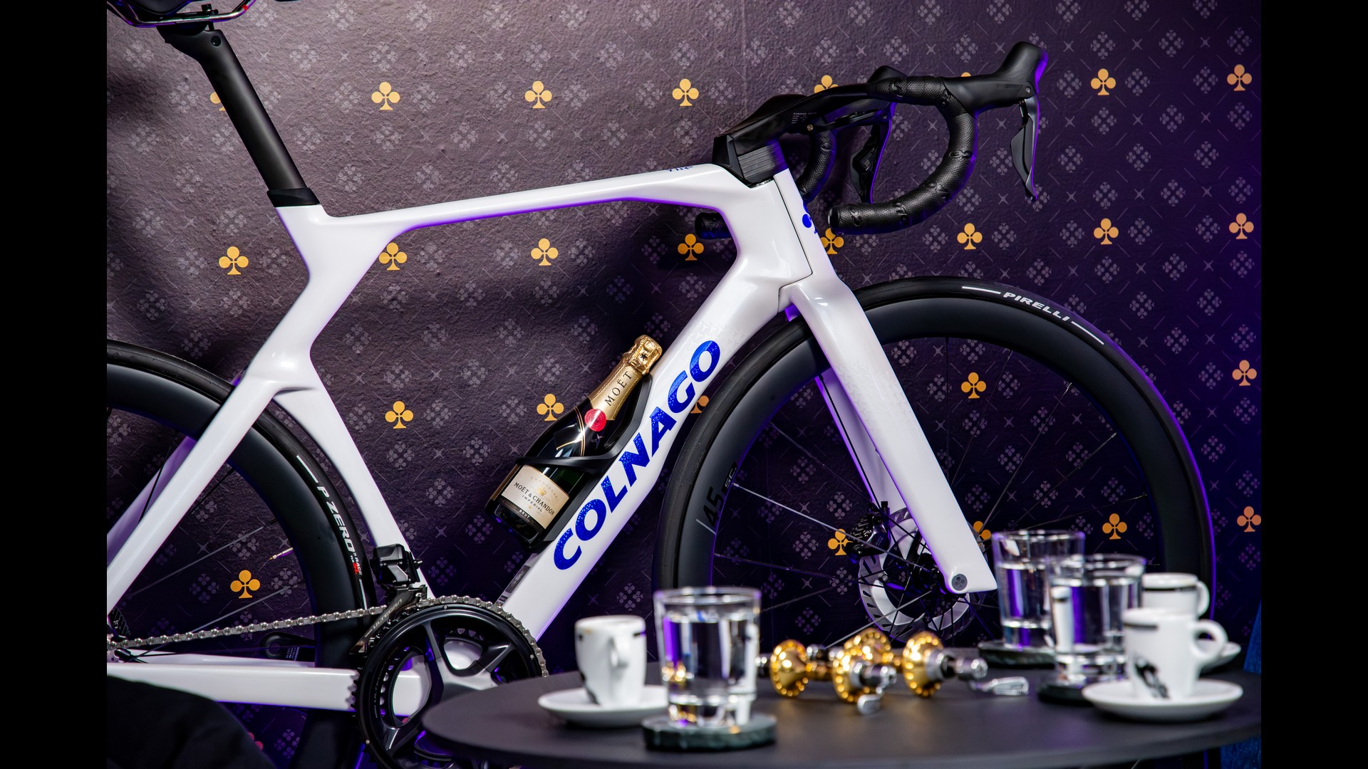 COLNAGO v podcastu ZaKolem